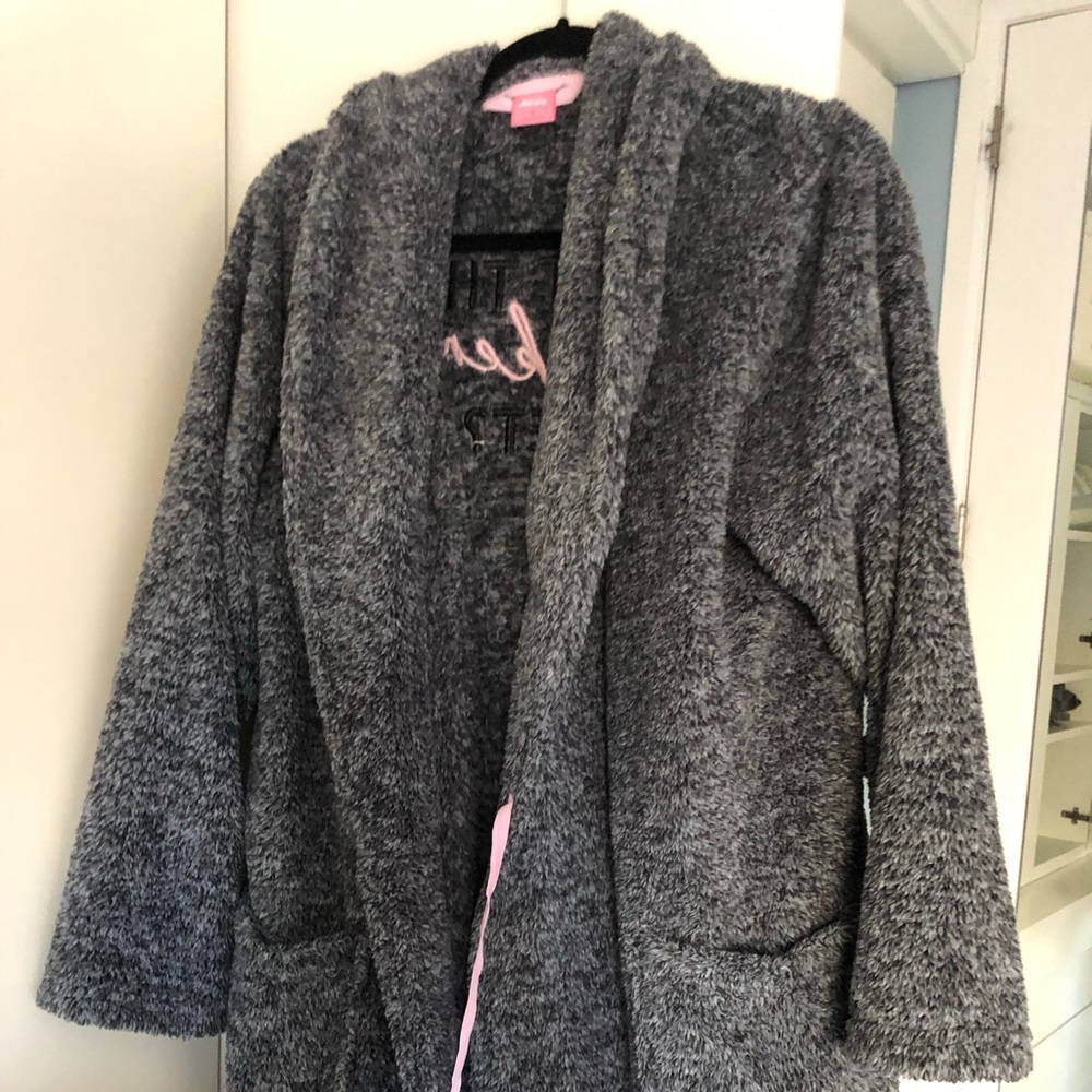 Bathrobe
